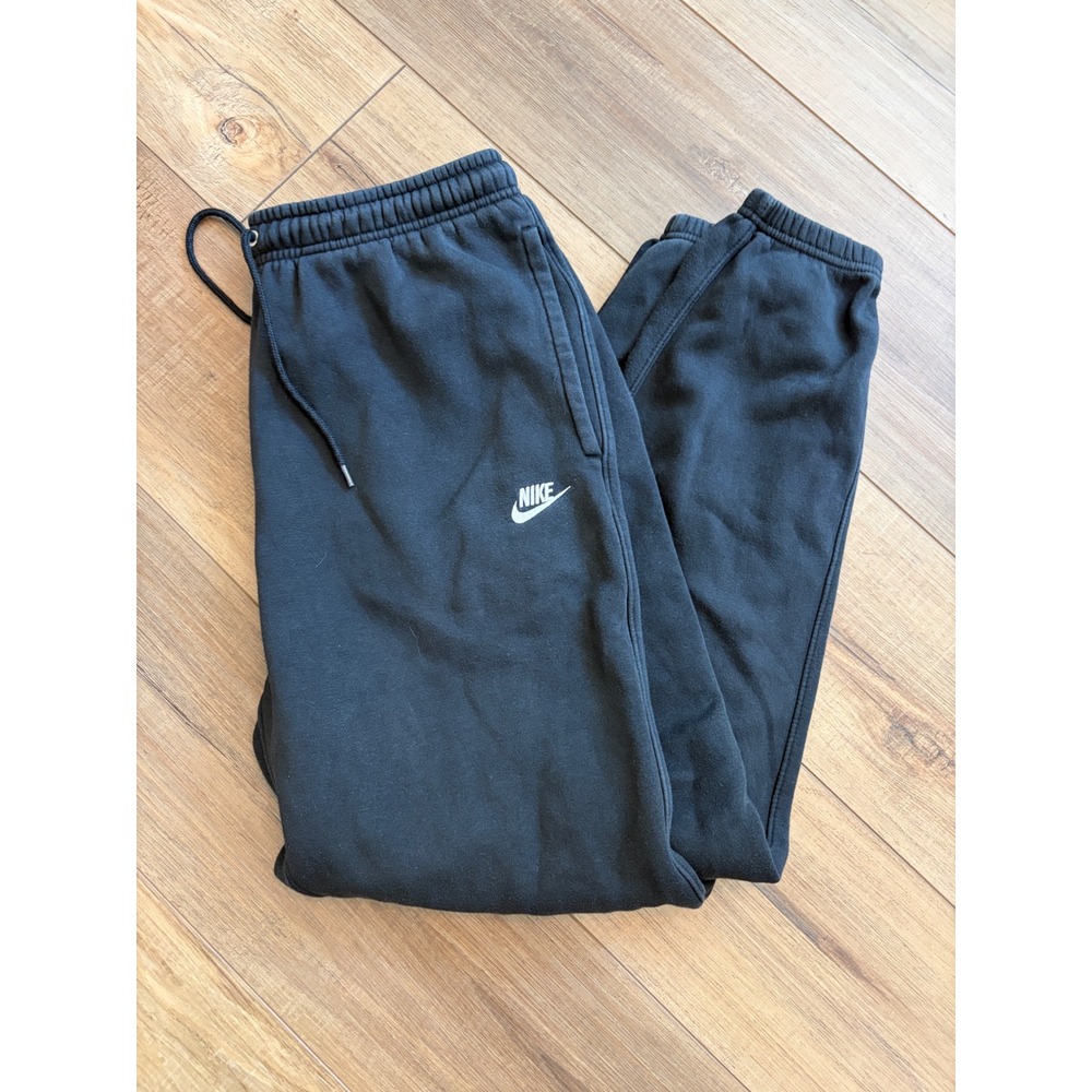 Nike Sportswear Club Fleece Joggers Black Men's Medium FN3808-010 Sweatpants